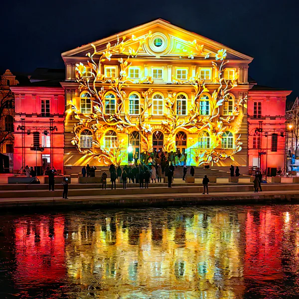 Videomapping k otevření Slávie v Českých Budějovicích